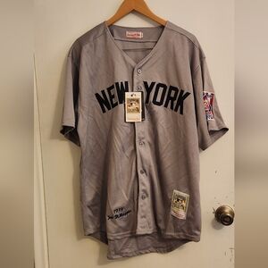 Mitchell & Ness Gray New York Yankees Baseball Jersey Joe DiMaggio Throwback